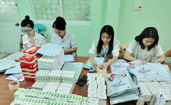 BỆNH VIỆN PHẠM NGỌC THẠCH HƯỞNG ỨNG LỜI PHÁT ĐỘNG CỦA SỞ Y TẾ TP.HCM – GỬI 300 “TÚI THUỐC GIA ĐÌNH” HỖ TRỢ ĐỒNG BÀO CÁC TỈNH PHÍA BẮC BỊ ẢNH HƯỞNG BỞI BÃO SỐ 10